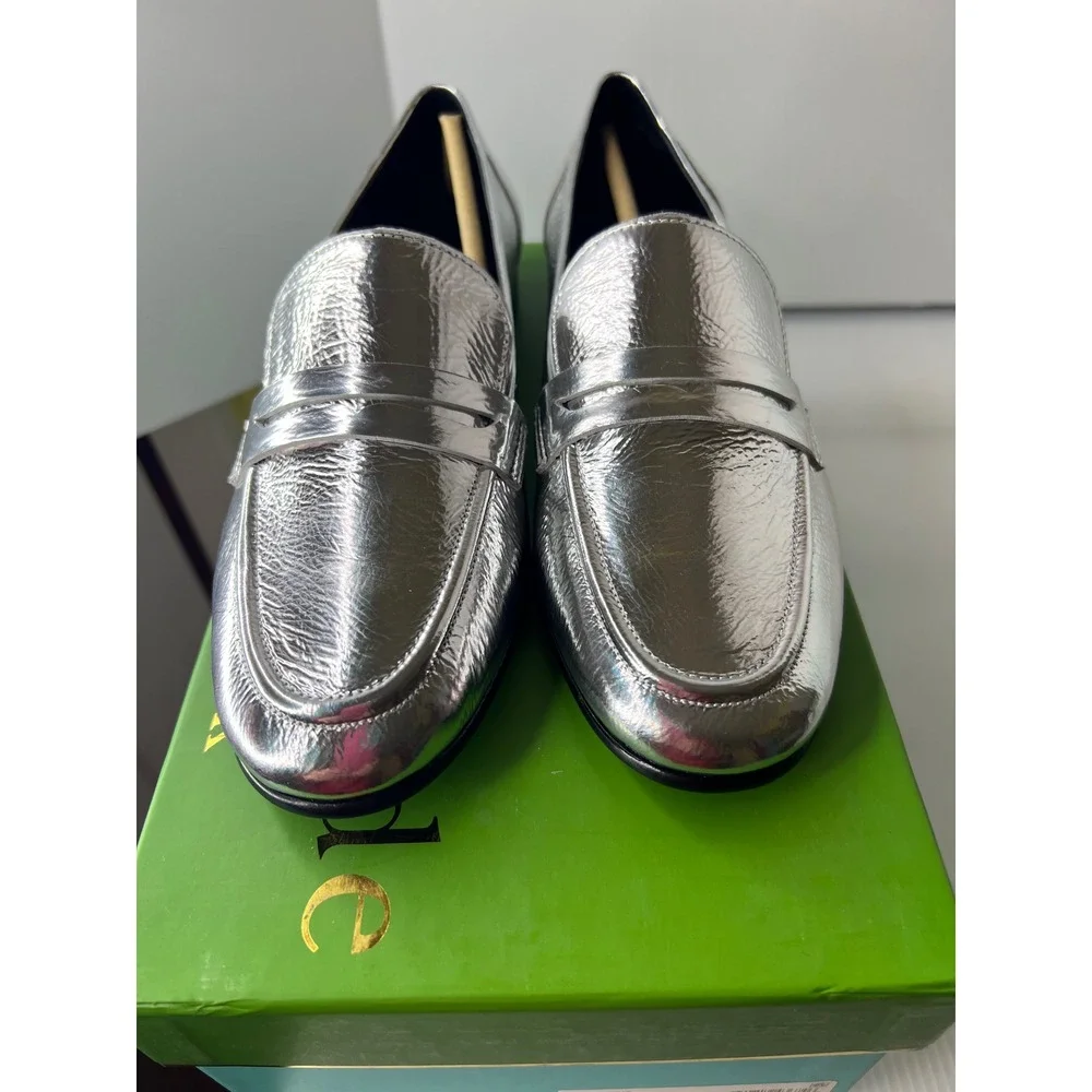 Kate Spade Silver Metallic‎ Leather Genevieve Loafers Almond Toe Flats 6.5M Box